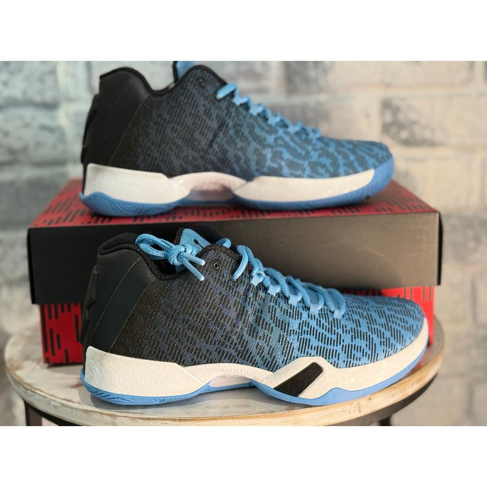 Jordan 29 XX9 Low UNC Size 7.5 New in box Rare grail 828051-401